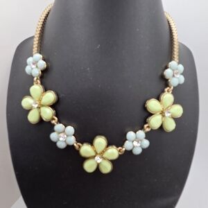 Pastel Pink Blue Green Daisy Necklace Gold Chain 16"+ extender, Flower